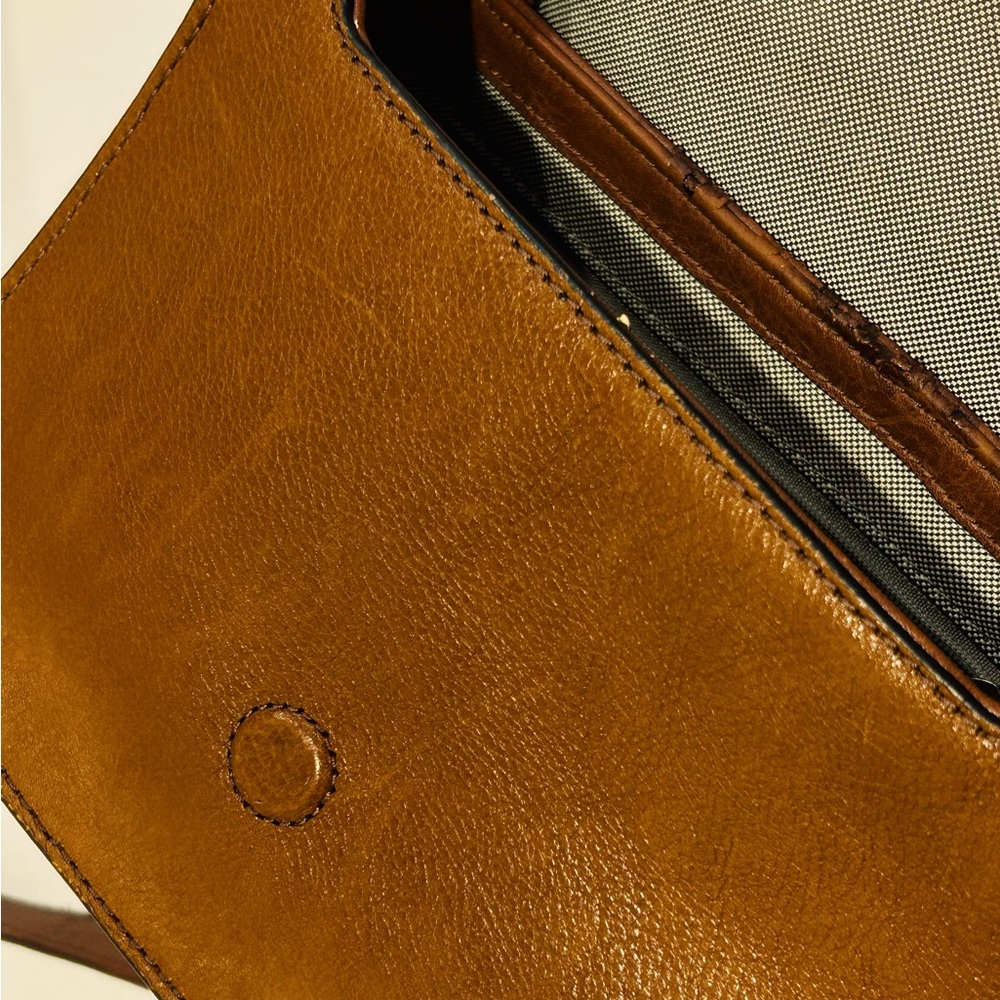 Fossil leather crossbody top handle purse - Picture 13 of 15